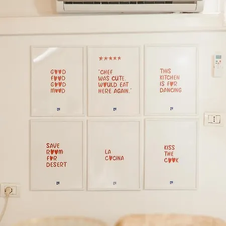 Loft By Holistay דירה טיראנה