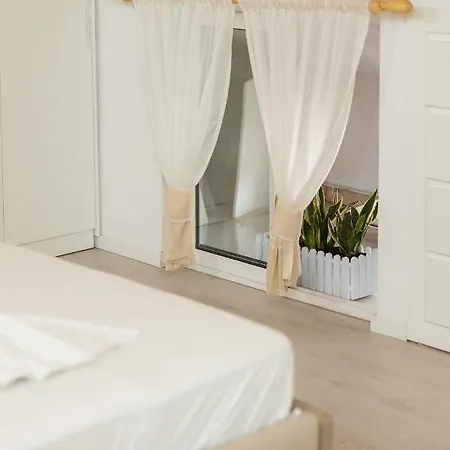 דירה Loft By Holistay *