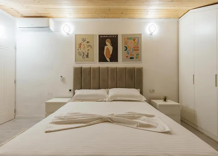 Loft By Holistay Appartement Tirana