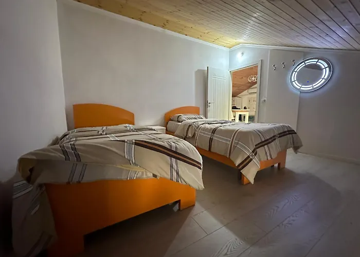 Appartement Loft By Holistay Tirana
