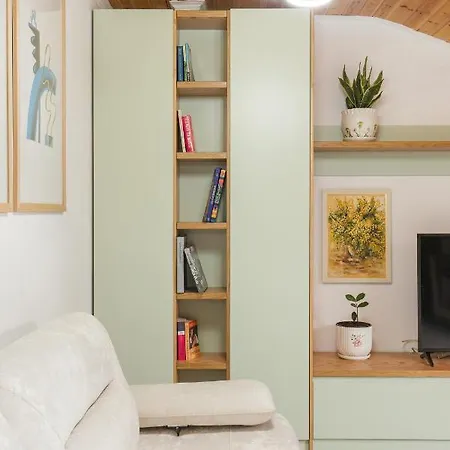 Lägenhet Loft By Holistay *